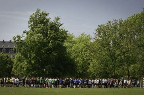 Großer Andrang vor Spielbeginn - Anklicken zum Vergrößern.