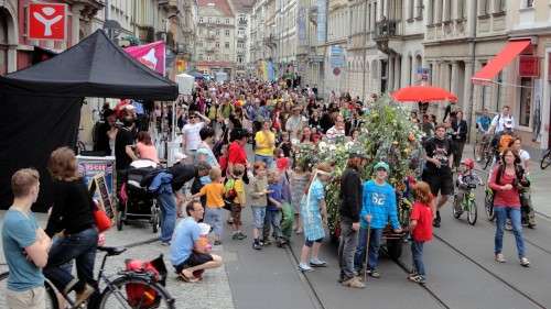 Kinderumzug mit Ente Flora