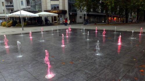 Auch die Innere Neustadt möchte wohl ein bisschen bunt sein.