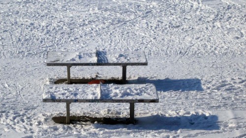 Sport frei. Im Moment empfehlen sich orange Bälle.