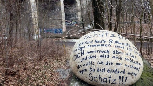 Stein Botschaft, gesehen im Prißenitzgrund