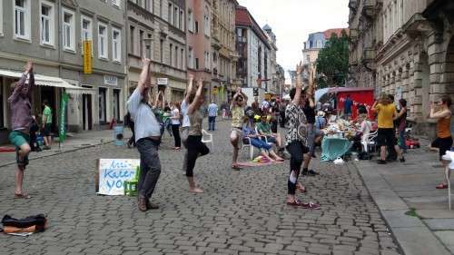 Guten-Morgen-Yoga auf der Martin-Luther-Straße