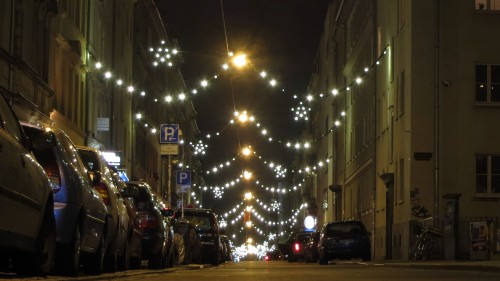 Weihnachtlicher Glanz auf der Alaunstraße