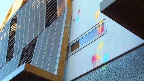 neue Farben am Parkhaus