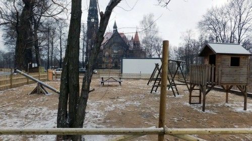 Neuer Spielplatz