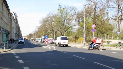 Nach Willen der Ortsbeiräte sollte ein Zebrastreifen die Mittelinsel unterstützen.