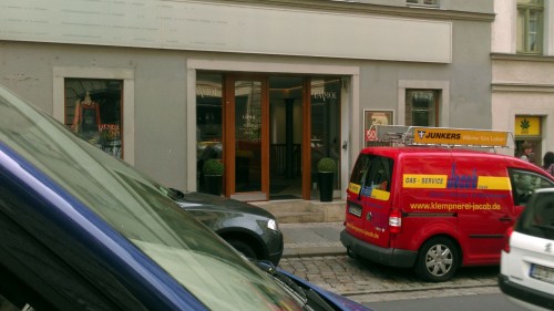 Neuer Friseur "La Moé" auf der Alaunstraße.