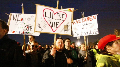 "Herz statt Hetze" - Demonstration - Foto: Youssef Safwan