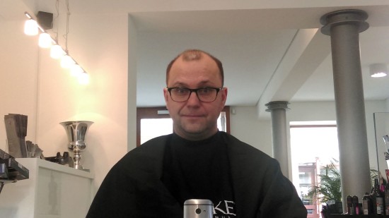 Beim Coiffeur LaMoé