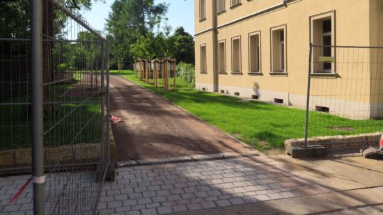 Die Gitter an der Paulstraße standen heute am Morgen plötzlich offen.