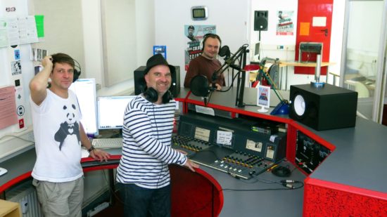Coloradiomoderatoren im Studio auf der Jordanstraße