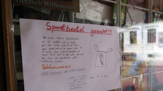 Sport-Beutel vermisst. Aushang bei Bui.