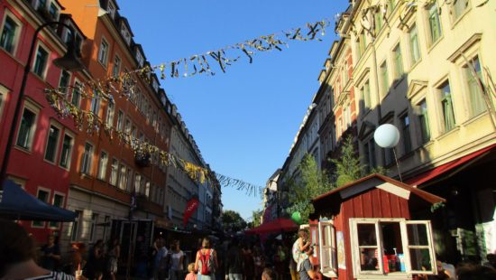 Hechtfest 2016: Die Rudolf-Leonhard-Straße am frühen Samstagabend.