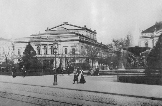 Alberttheater Anfang des 20. Jahrhunderts