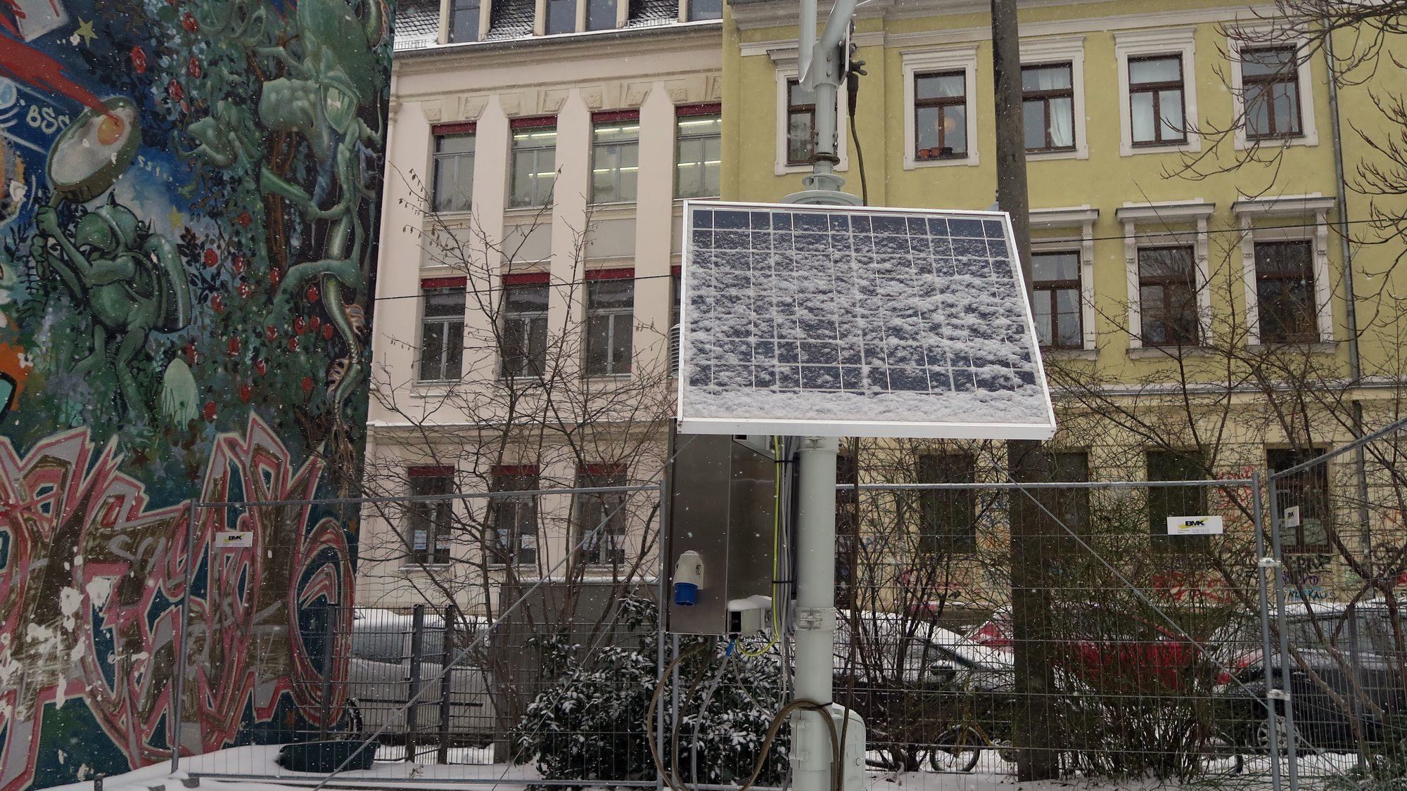 Neue Wetter-Mess-Station an der Försterei-/Ecke Jordanstraße