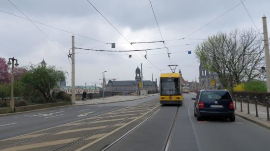 Nur noch bis Montag: Autoverkehr auf der Augustusbrücke