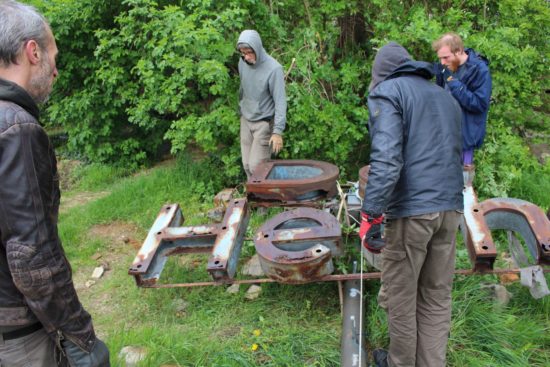 ... liegt sie im Gras. Foto: Peg Ködel CCBY