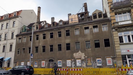 Baustelle auf der Bautzner sollte eigentlich Ende April beendet sein. 