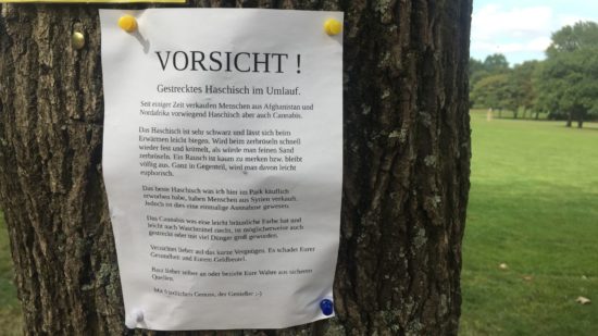 Haschisch-Warnung auf dem Alaunplatz. Foto: Karsten Raue