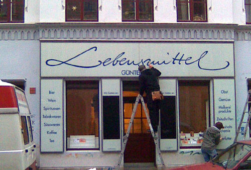 Lebensmittel-Otto in der Schönfelder Straße - Foto: Anton Launer