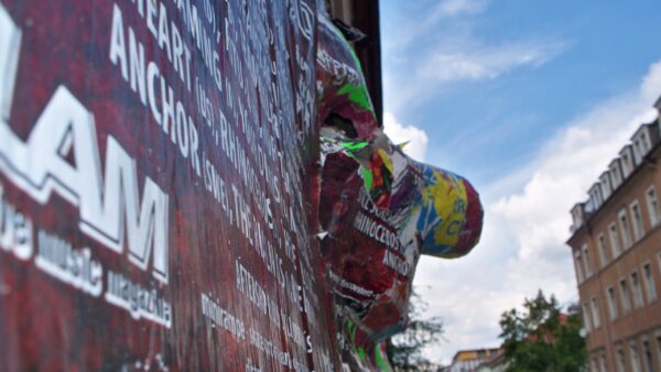 Wenn das Plakat sich ausformt. Foto: Anton Launer