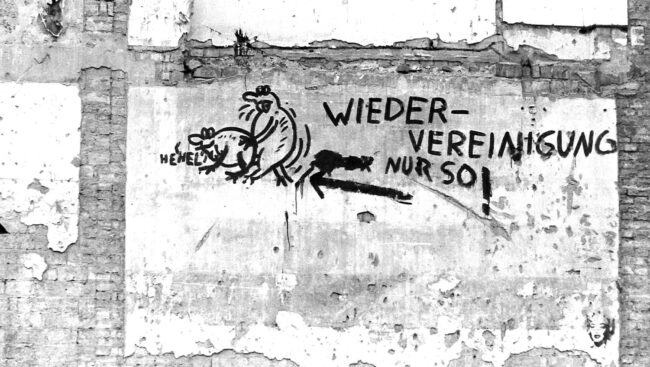 eines der ersten Wende-Graffiti