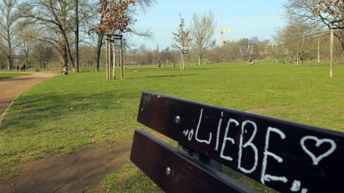 Auch am Alaunplatz kommen Frühlingsgefühle auf