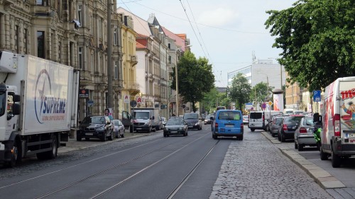 Königsbrücker Straße am Vormittag.