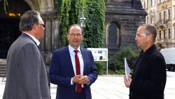 Kirchspiel-Vorsteher Christoph Hahn, Innenminister Markus Ulbig, Pfarrer Eckehard Möller