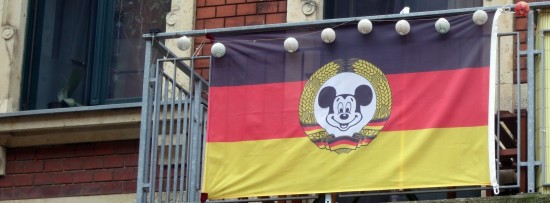 BRN-Flagge auf der Talstraße im Juni 2014