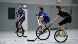 Einradhockey - Turnier in der Motor-Mickten-Halle am Sonntag - Foto: Matěj Koudelka