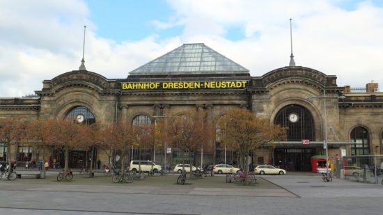 Macht auch von außen eine gute Figur. Der Bahnhof am Schlesischen Platz.