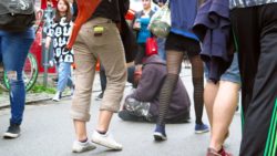 Betrunkener auf der Alaunstraße