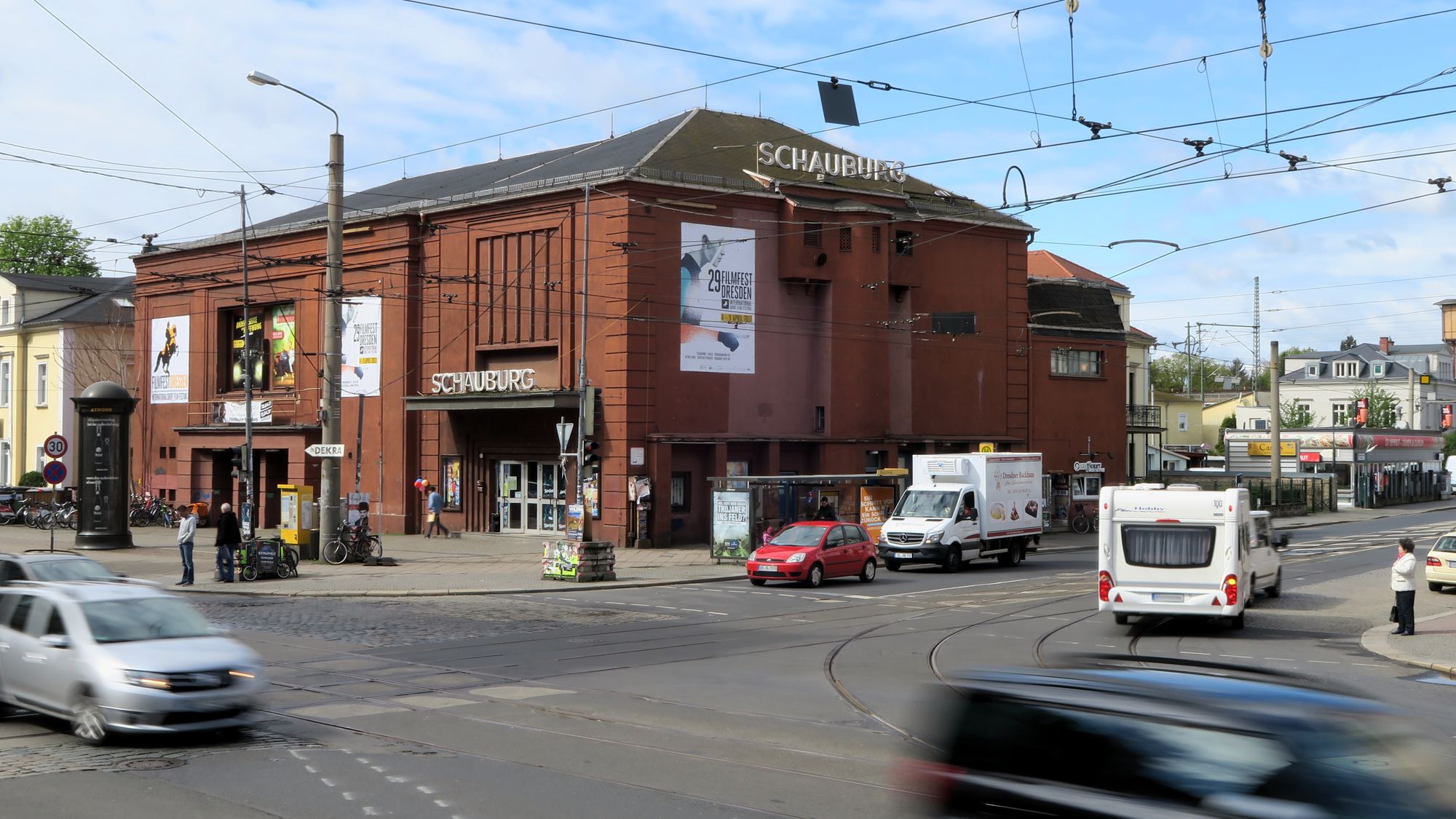 Schauburg an der Kreuzung Königsbrücker Straße Bischofsweg