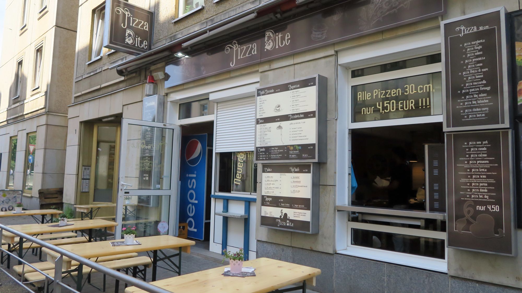 Pizza Bite auf der Alaunstraße