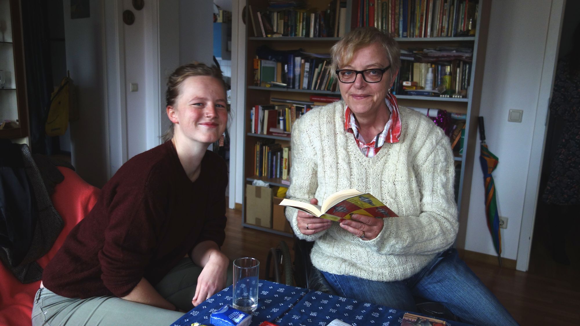 Leseratten: Lea Olschowsky und Regina Kirchhof