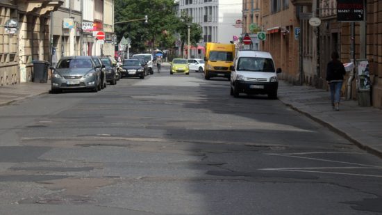 Dem Flickenteppich der Louisenstraße geht es ab Montag an den Kragen.