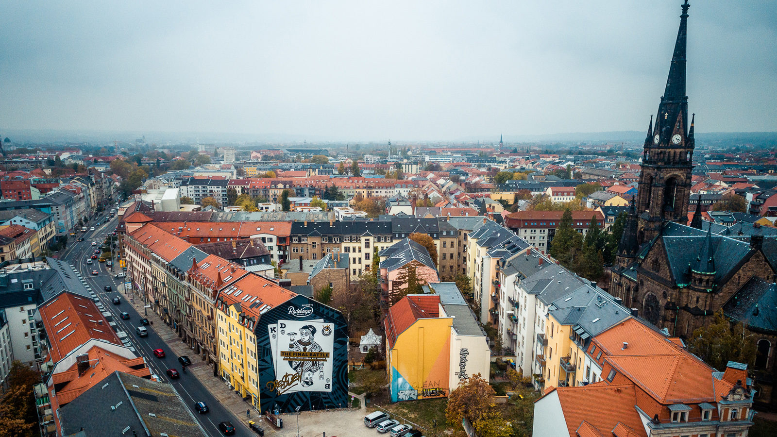 Neustadt mit Wandbild - Foto: Thomas Schlorke