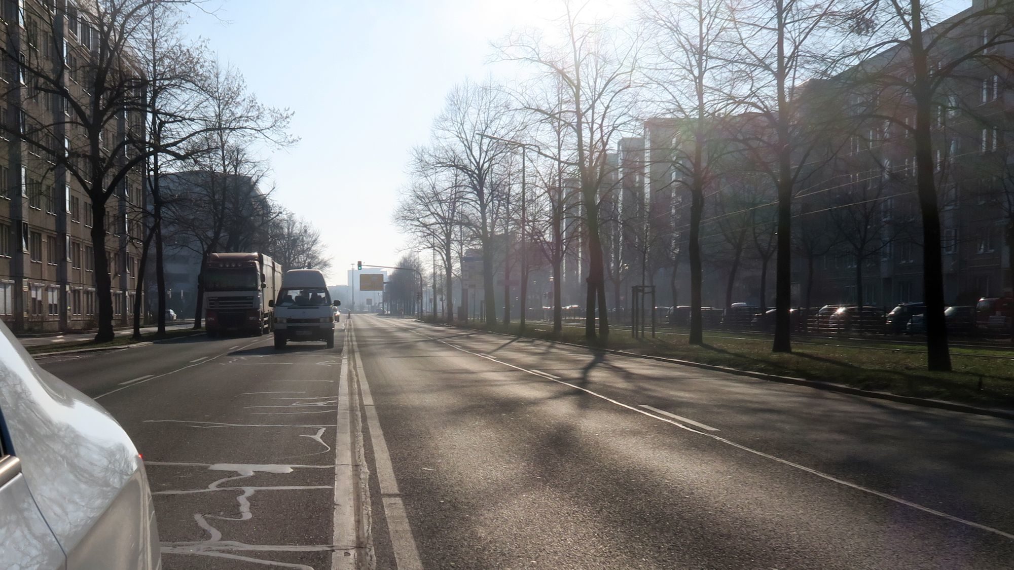 Albertstraße in Richtung Carolaplatz