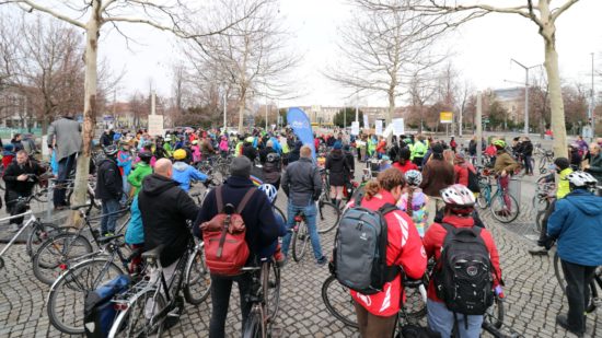 Zur Kundgebung sprachen auch Stadträte.