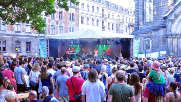 Ein Auftritt wie die Großen - gibt es in diesem Jahr für Kids am Martin-Luther-Platz