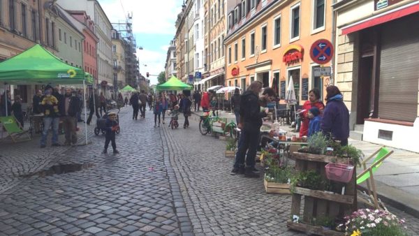 Spiel und Spaß auf der Louisenstraße. Foto: M. Kalinka