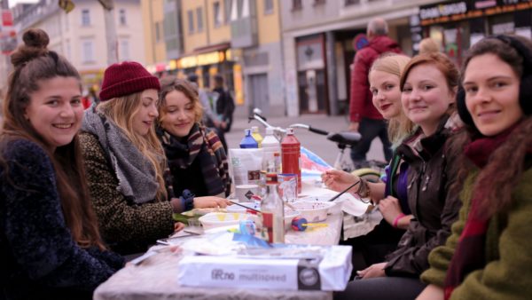 Neustadt-Art-Festival vor der Scheune - Foto: Archiv 2017