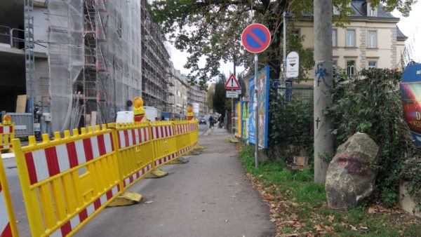 Prießnitzstraße - hier in der Nummer 2 stand einst ein mehrstöckiges Wohnhaus.