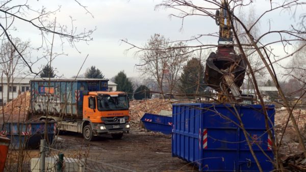 Seit September 2019 wird das 22.000 Quadratmeter große Areal für die Bauarbeiten vorbereitet. Foto: W. Schenk