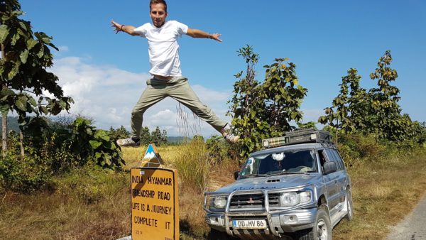 "Wild Road Trip - Der lange Weg nach Indien" von Mathias Vatterodt