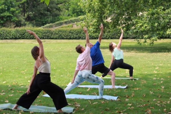 Yoga mit Abstand - 1,50 Meter