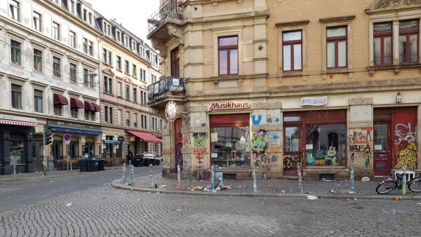 Die Nachtgestalten haben was liegen gelassen.