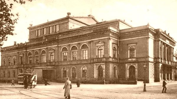 Alberttheater am Albertplatz - Postkarte von 1920