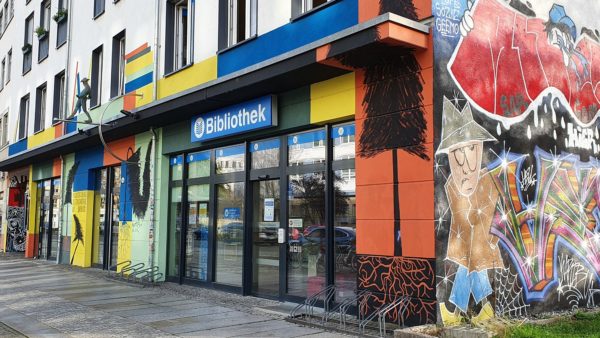 Neustadt-Bibliothek an der Königsbrücker Straße